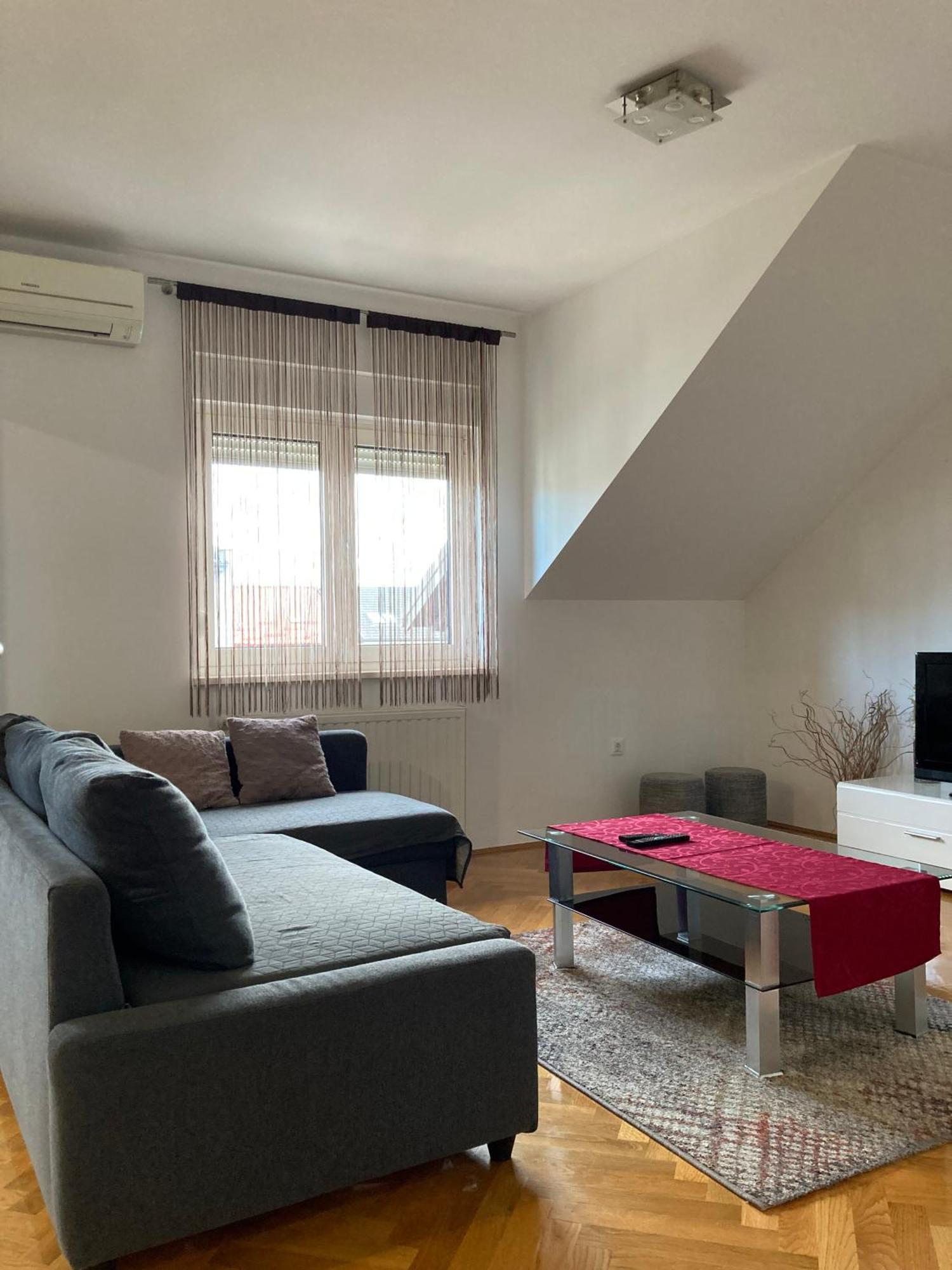 Apartments "Pavic" Near Zagreb Airport Velika Gorica Buitenkant foto