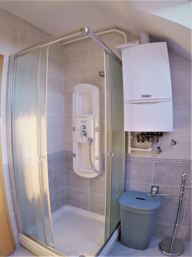 Apartments "Pavic" Near Zagreb Airport Velika Gorica Buitenkant foto