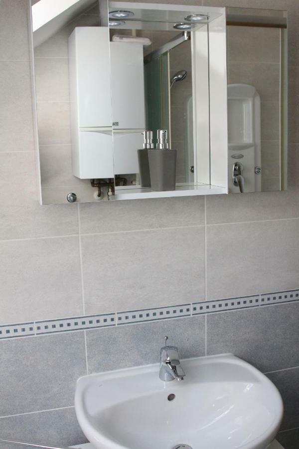 Apartments "Pavic" Near Zagreb Airport Velika Gorica Buitenkant foto